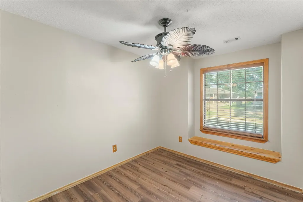 119 Mcanally Drive Mabank TX 75147