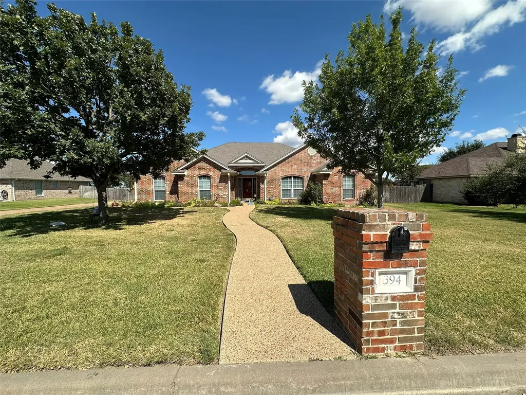 394 Sunland Park Robinson TX 76706