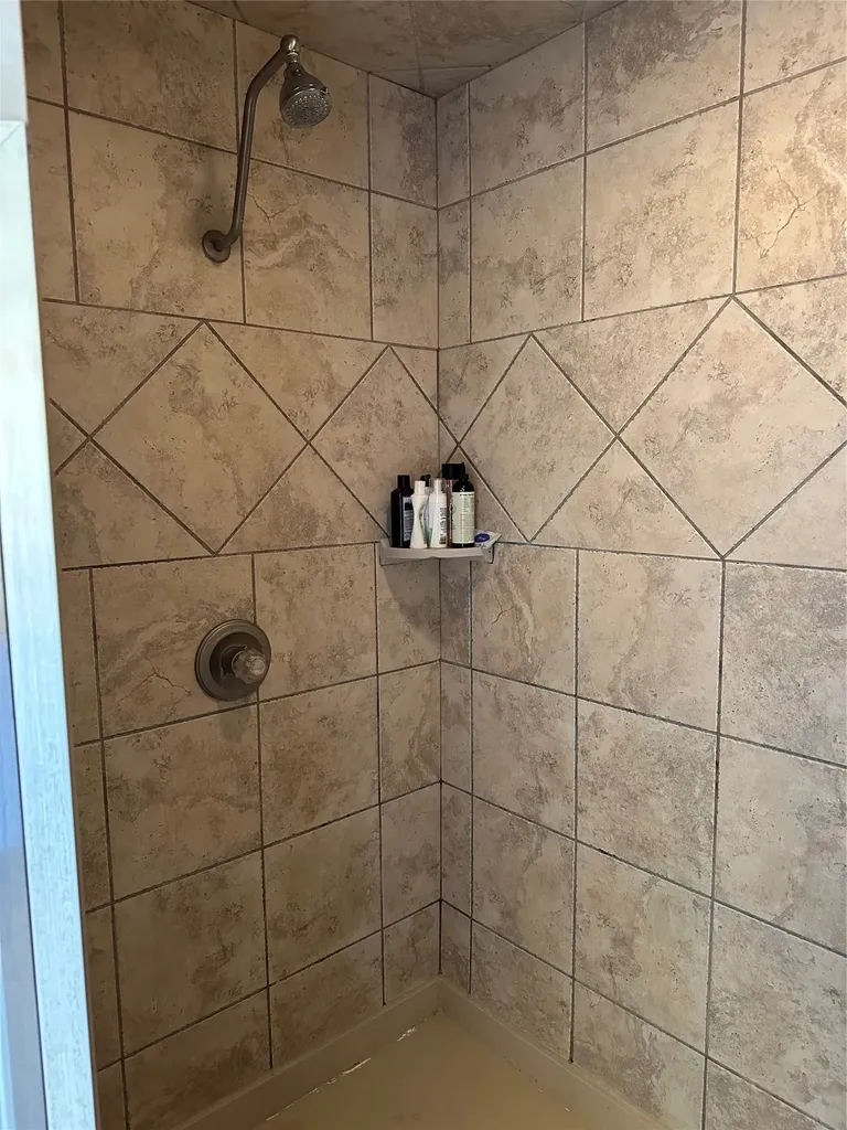 394 Sunland Park Robinson TX 76706