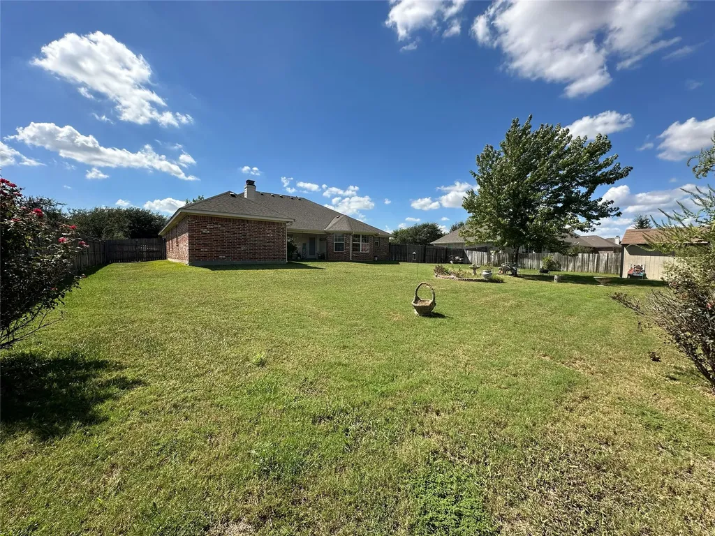 394 Sunland Park Robinson TX 76706