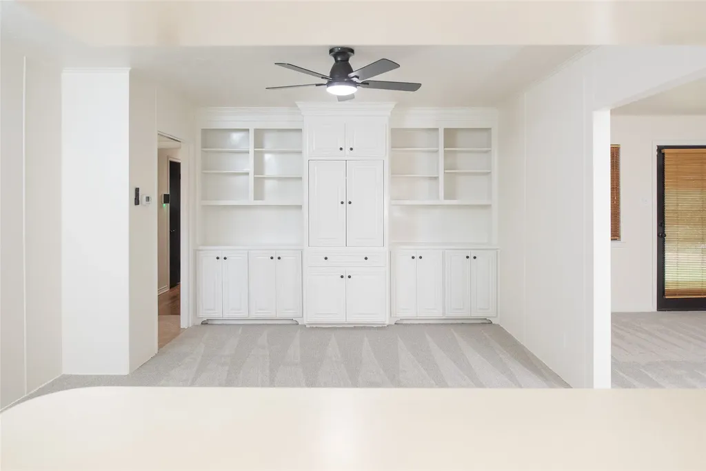 308 S Grove Road Richardson TX 75081