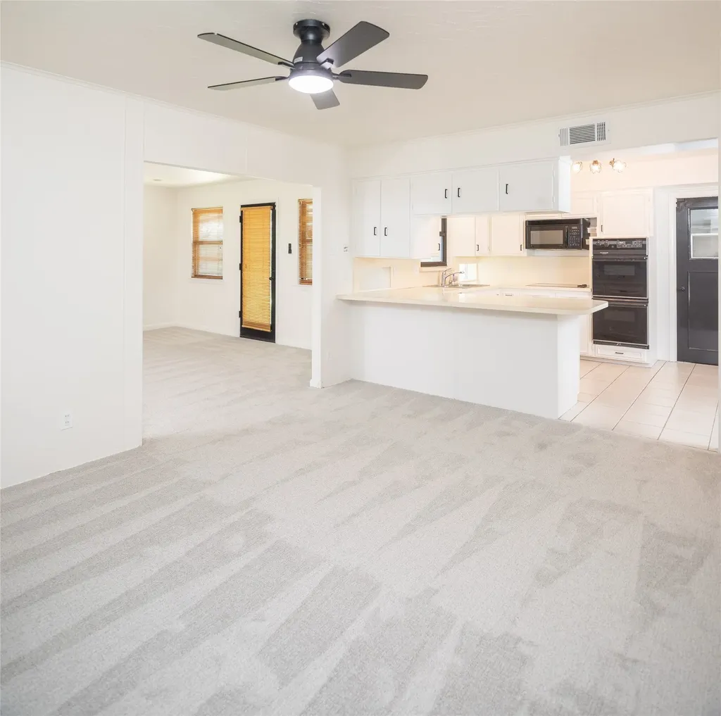 308 S Grove Road Richardson TX 75081
