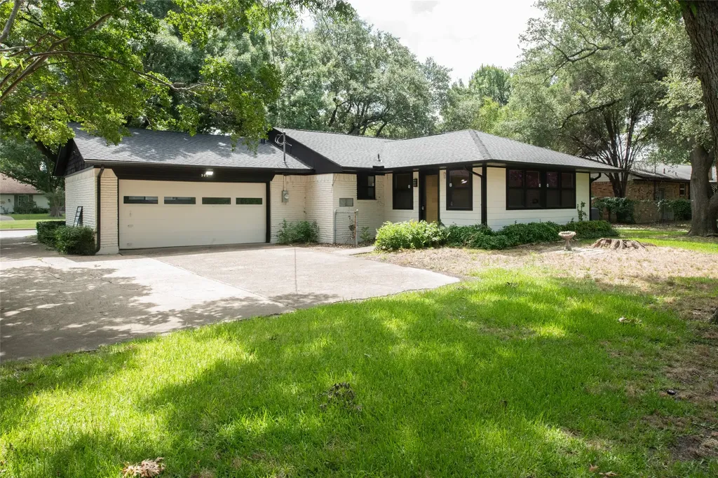 308 S Grove Road Richardson TX 75081
