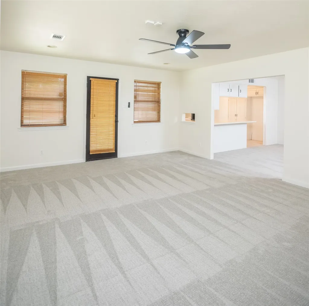308 S Grove Road Richardson TX 75081