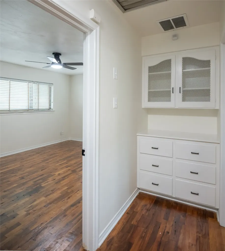 308 S Grove Road Richardson TX 75081