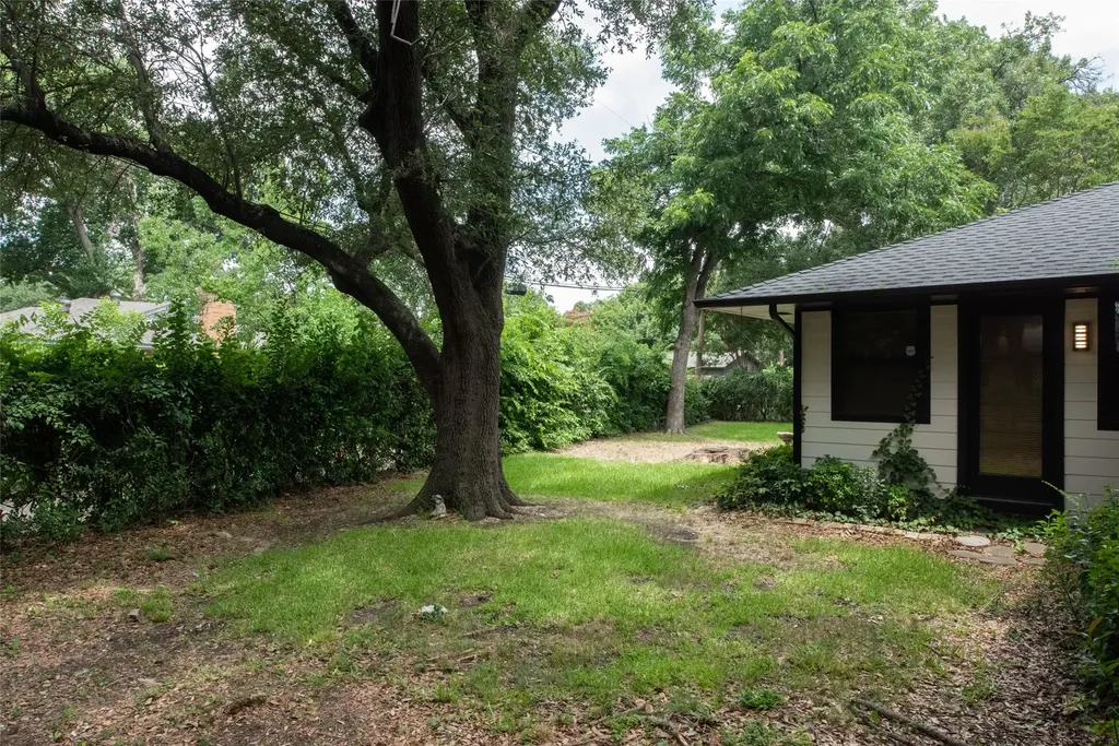 308 S Grove Road Richardson TX 75081