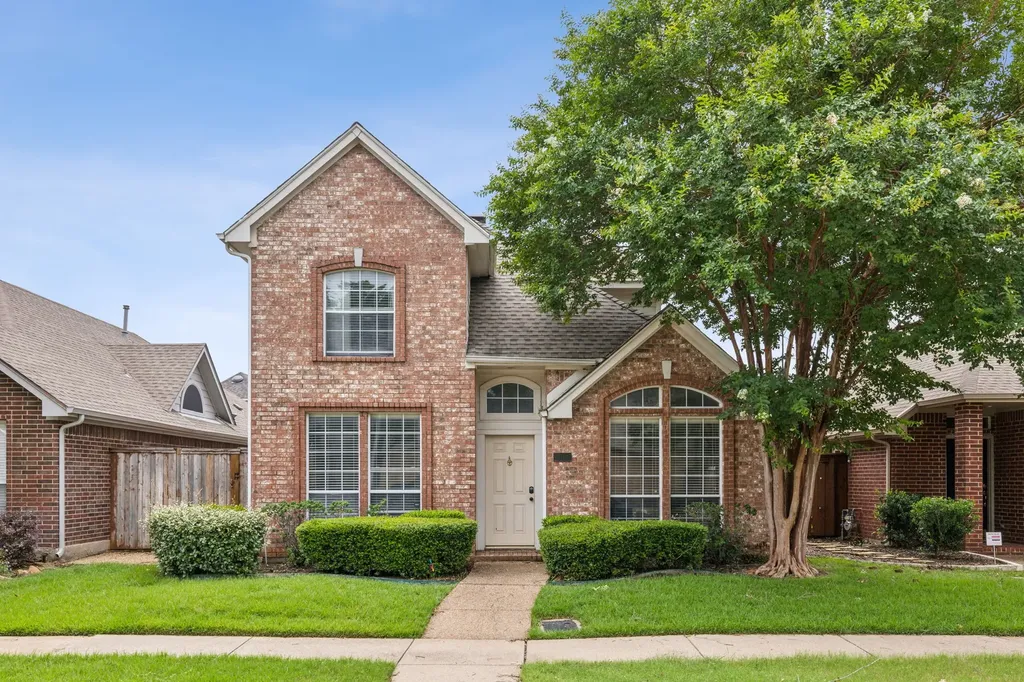 400 Moss Hill Road Irving TX 75063