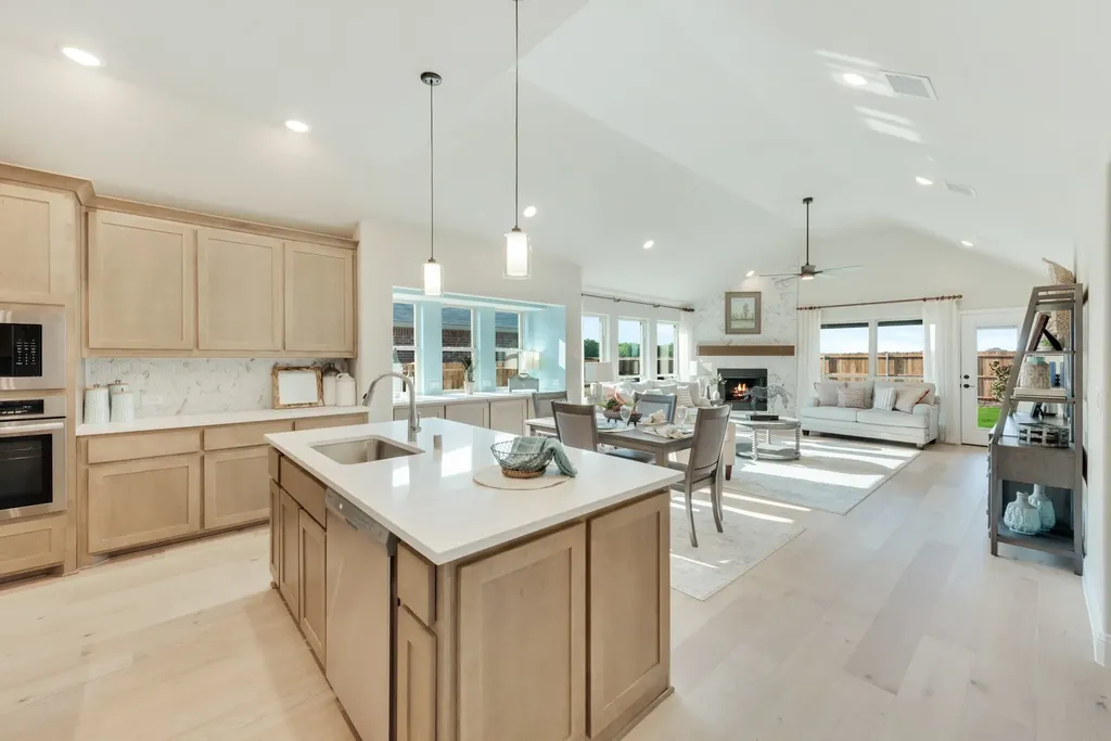 209 Saddletree Drive Nevada TX 75173