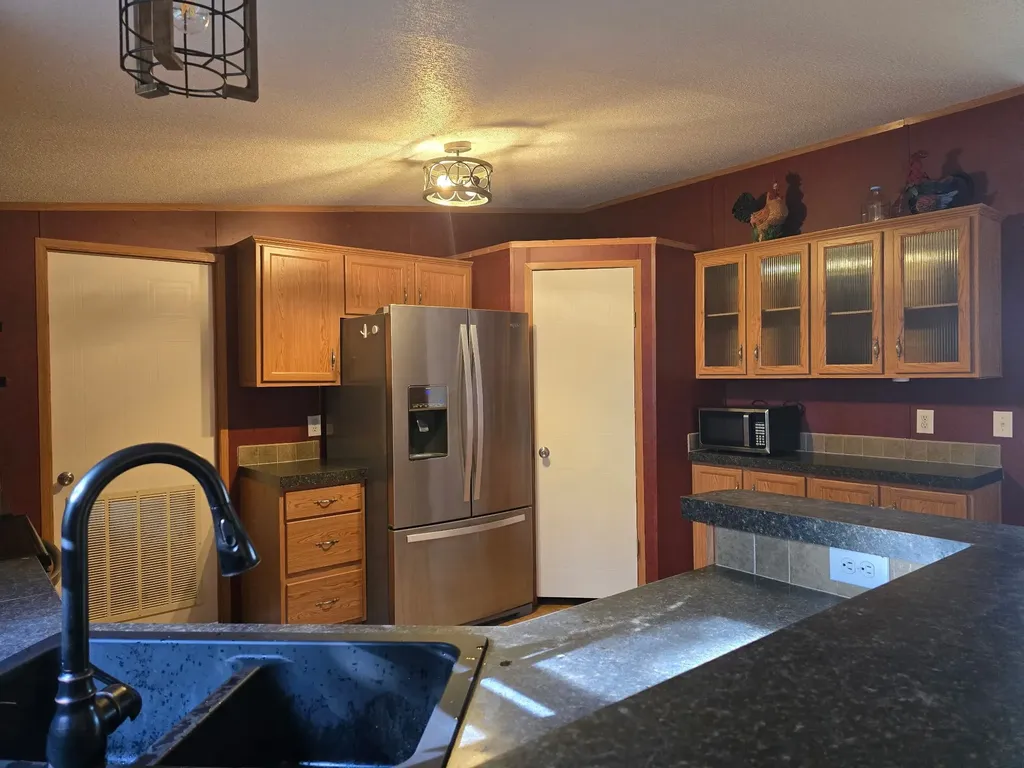 25378 Us Highway 80 Grand Saline TX 75140
