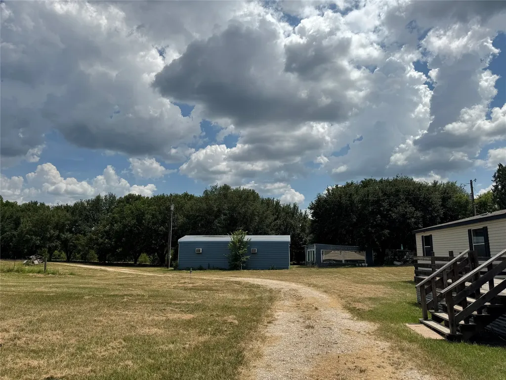 25378 Us Highway 80 Grand Saline TX 75140
