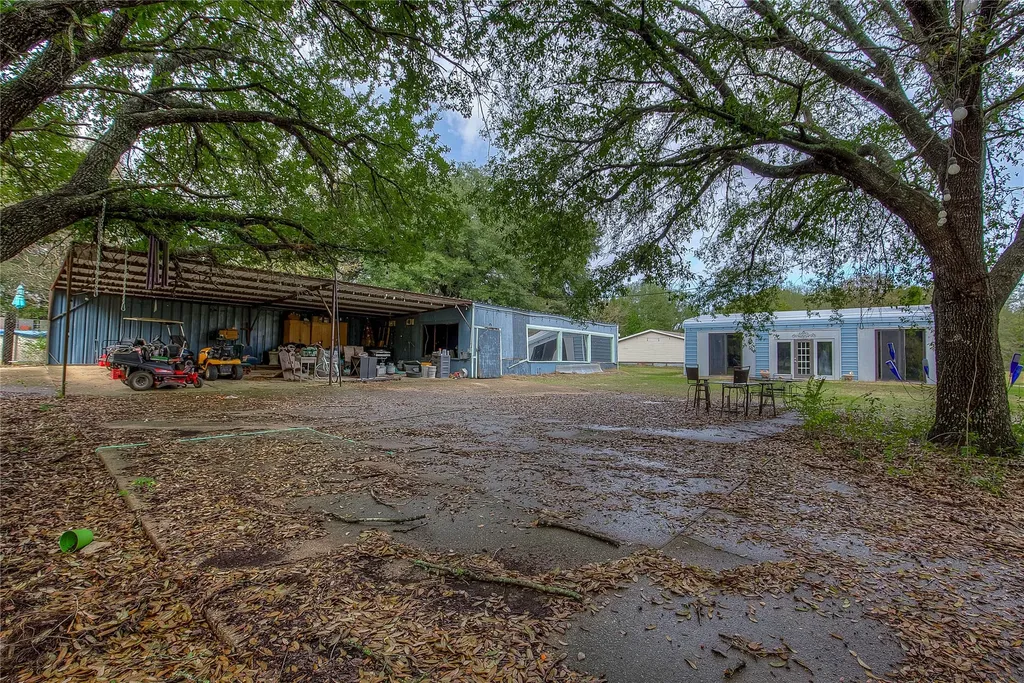 25378 Us Highway 80 Grand Saline TX 75140