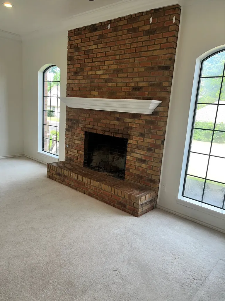 705 Bent Creek Drive Desoto TX 75115
