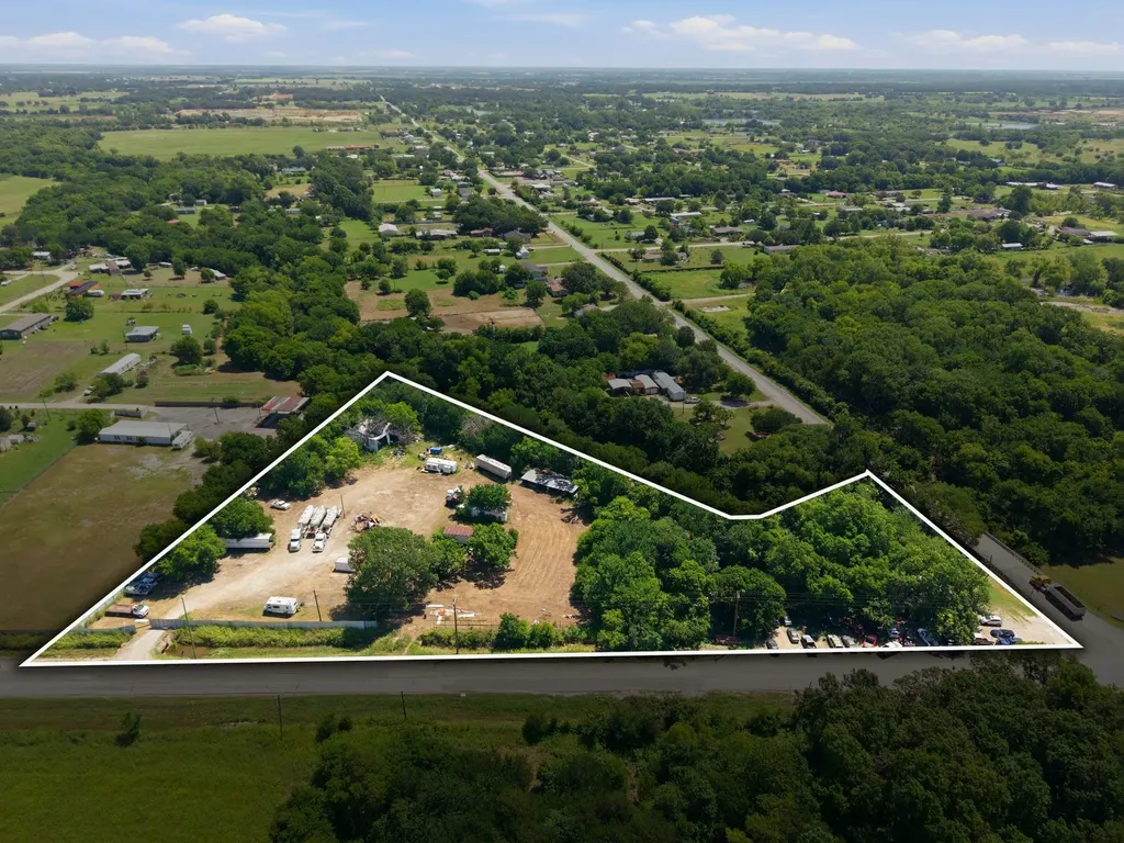 3212 Bilindsay Road Combine TX 75159