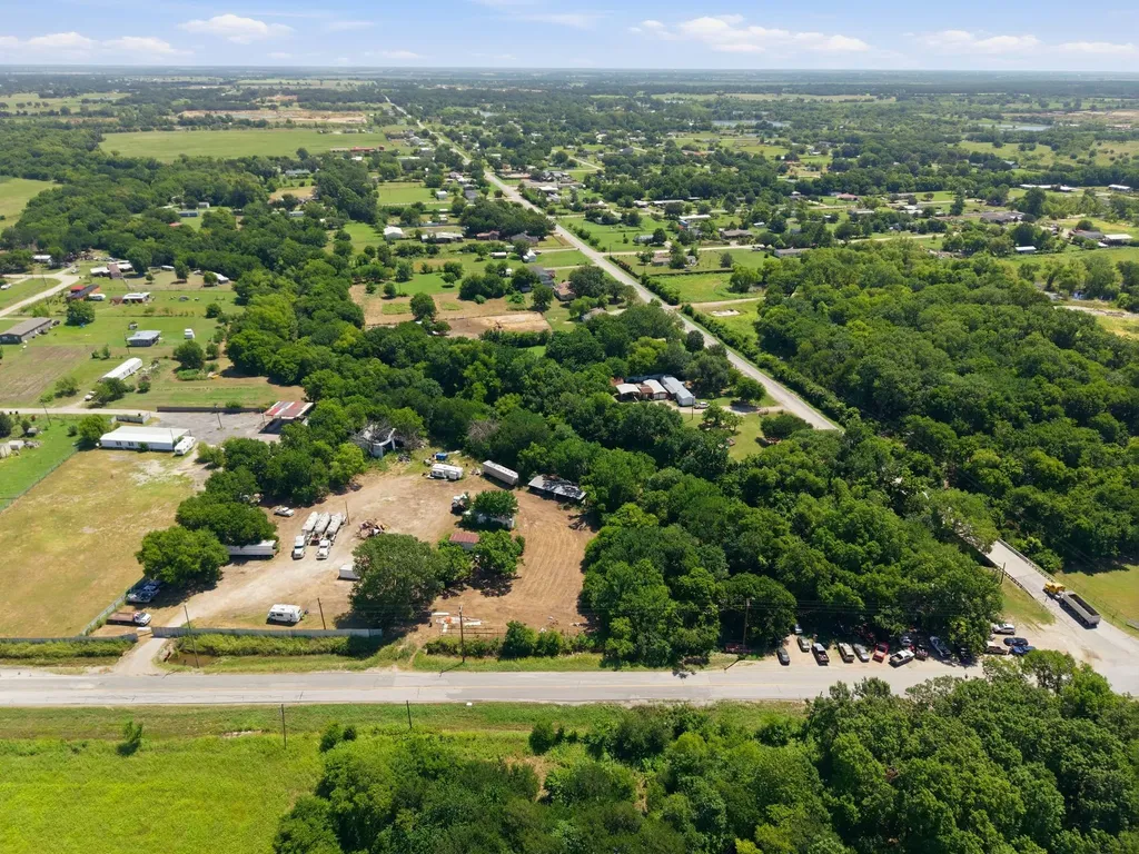 3212 Bilindsay Road Combine TX 75159