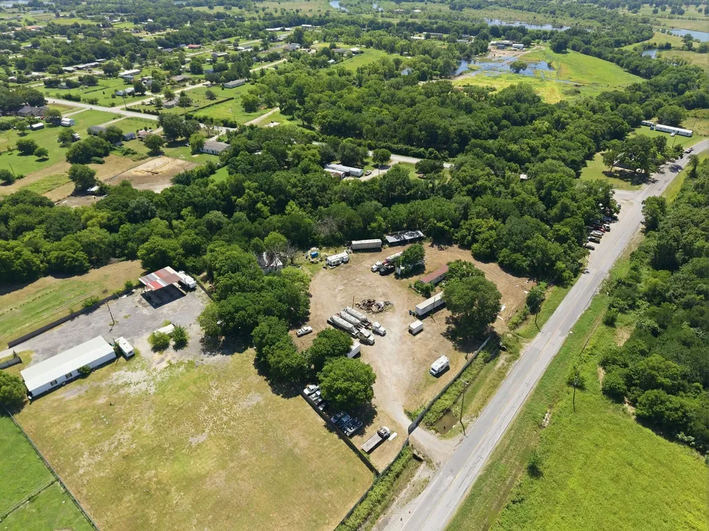 3212 Bilindsay Road Combine TX 75159