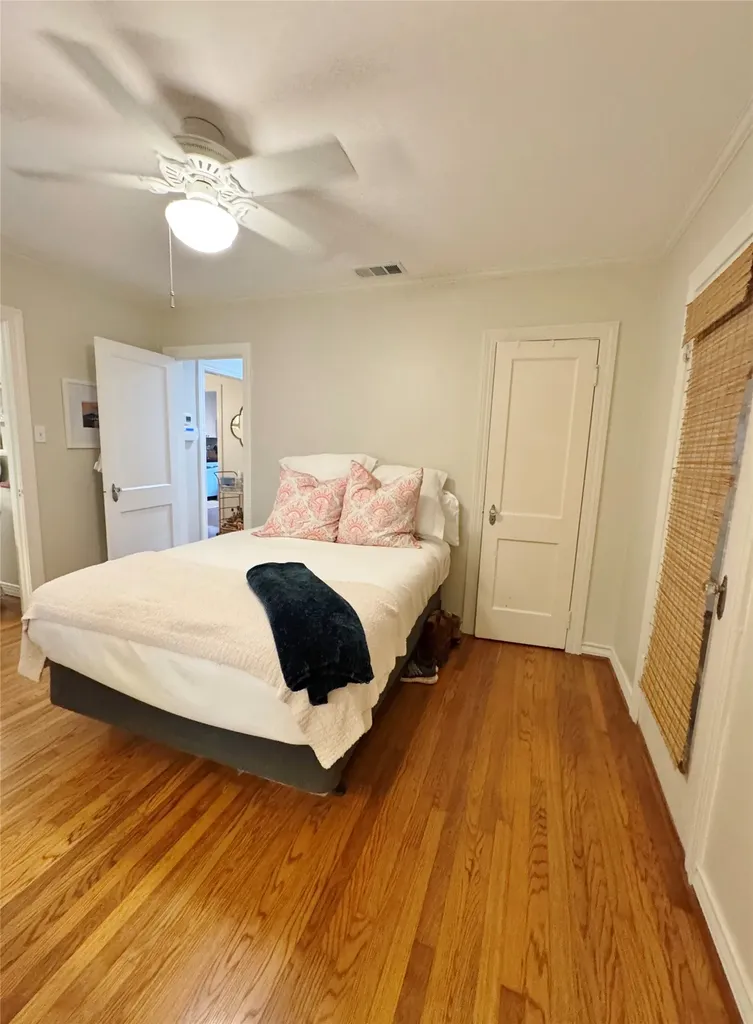 5101 W Amherst Avenue Dallas TX 75209