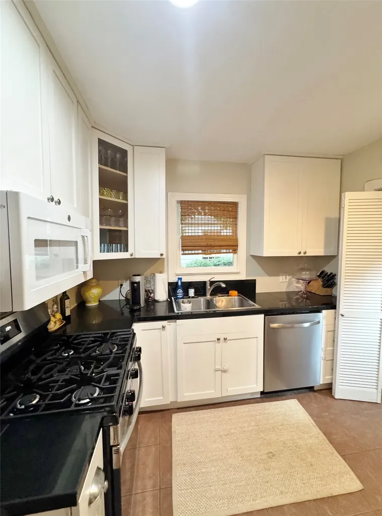 5101 W Amherst Avenue Dallas TX 75209