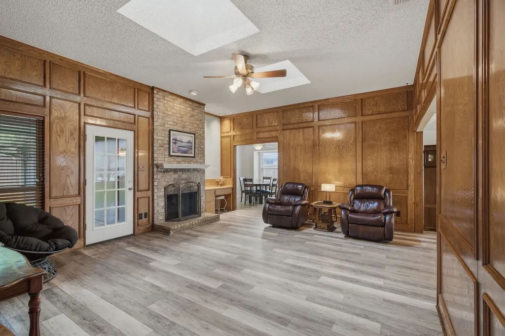 328 Lakewood Court Coppell TX 75019