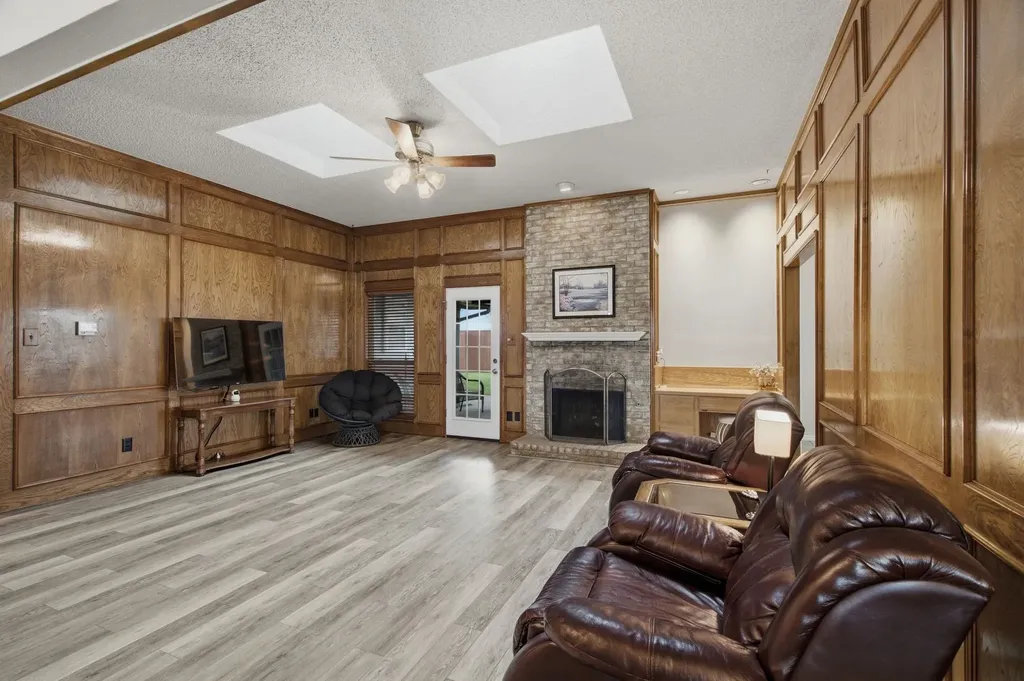 328 Lakewood Court Coppell TX 75019