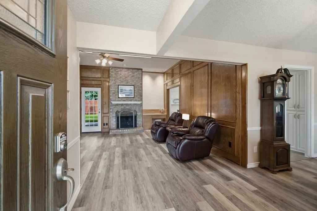 328 Lakewood Court Coppell TX 75019