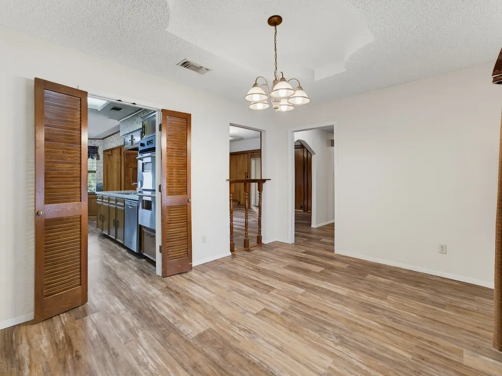 2602 Blue Quail Drive Arlington TX 76017