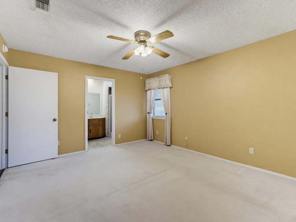 2602 Blue Quail Drive Arlington TX 76017