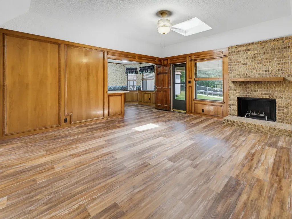 2602 Blue Quail Drive Arlington TX 76017