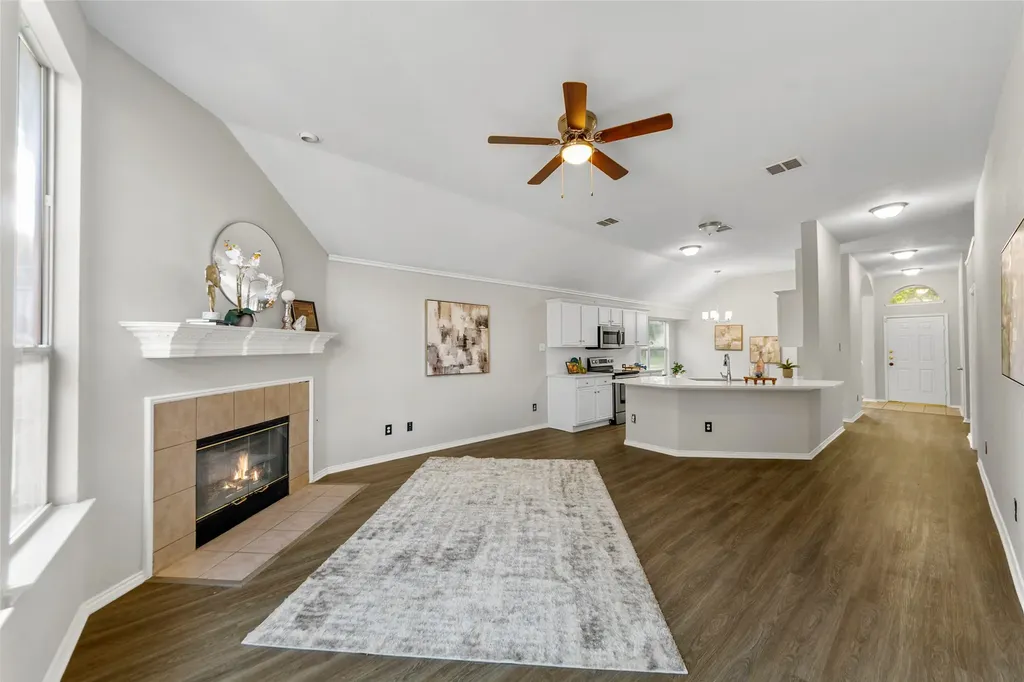 5813 Blue Spruce Lane Mckinney TX 75070