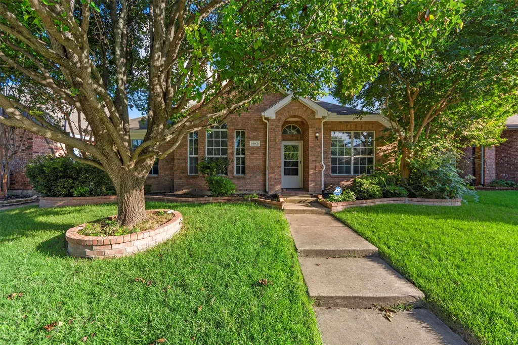 5813 Blue Spruce Lane Mckinney TX 75070