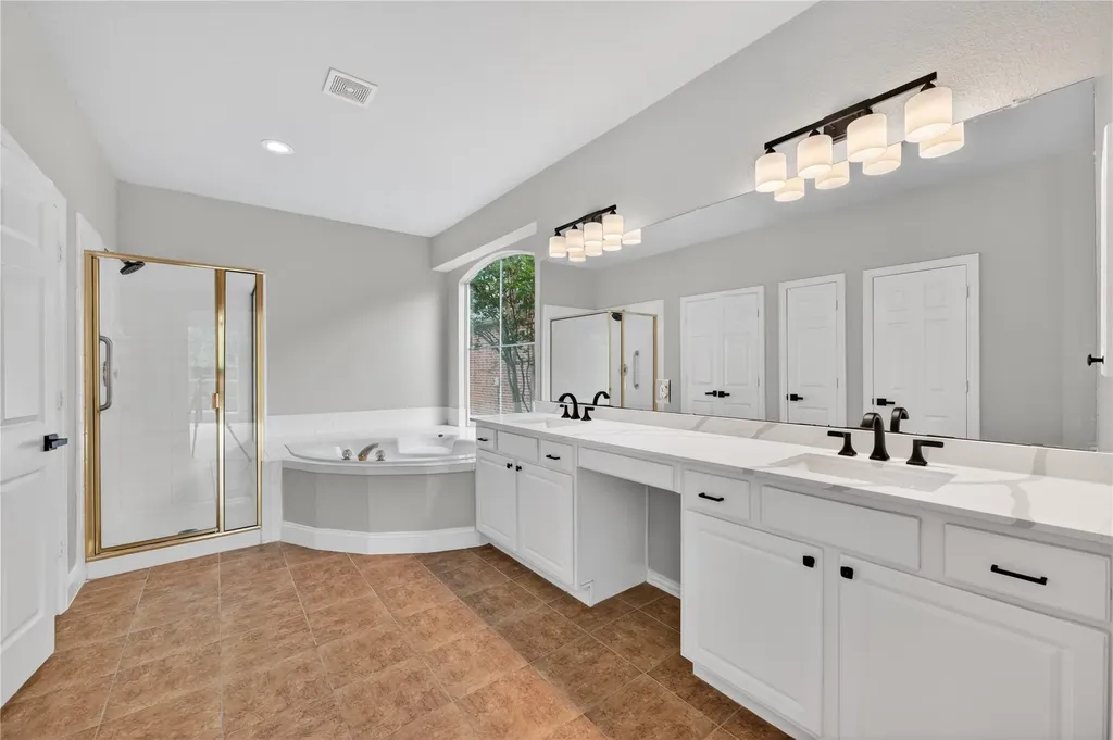 3812 Leeward Circle The Colony TX 75056