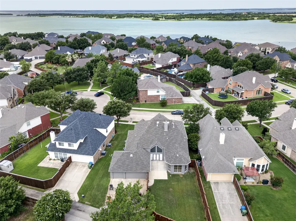 3812 Leeward Circle The Colony TX 75056