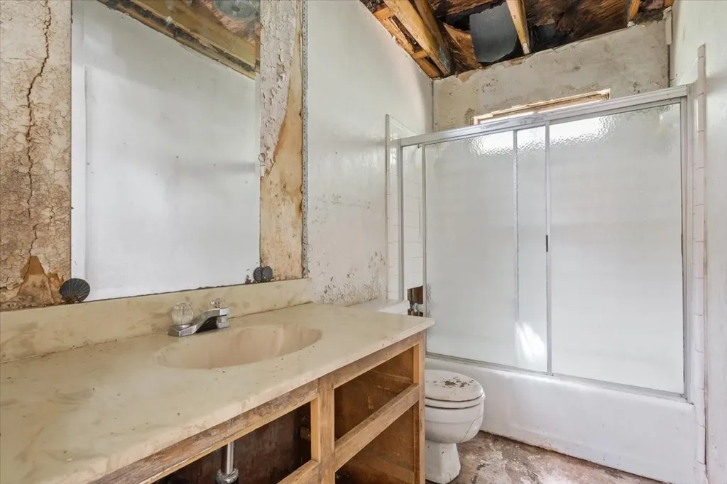 317 W Chapman Road Hewitt TX 76643