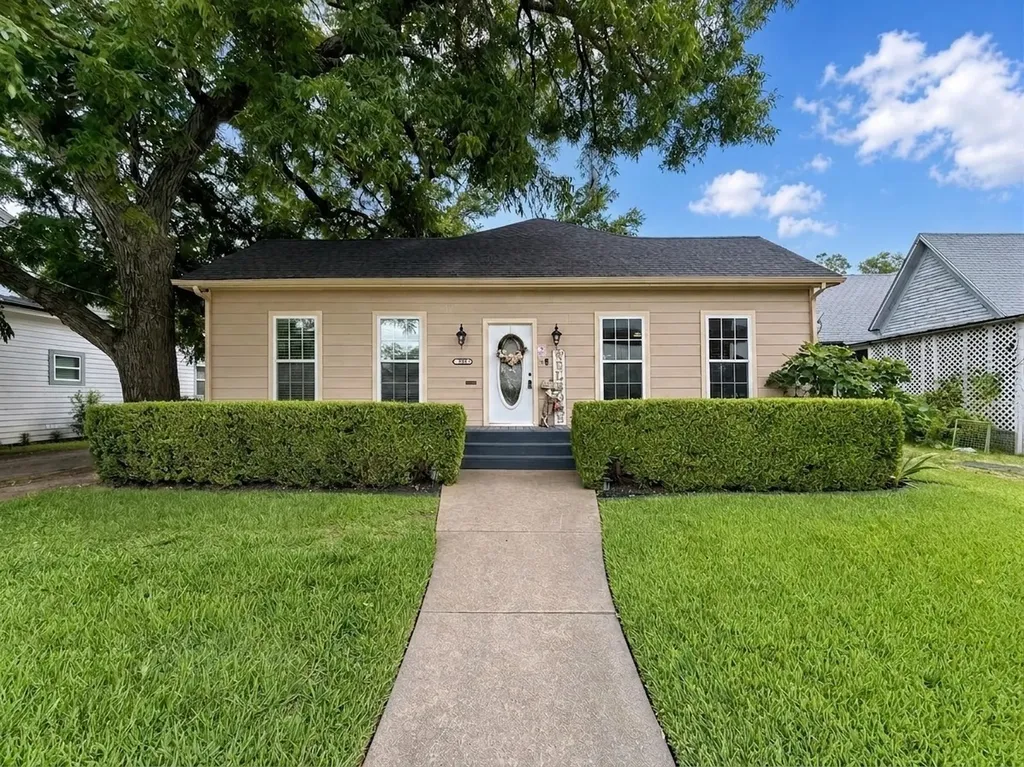 620 S Crockett Street Sherman TX 75090