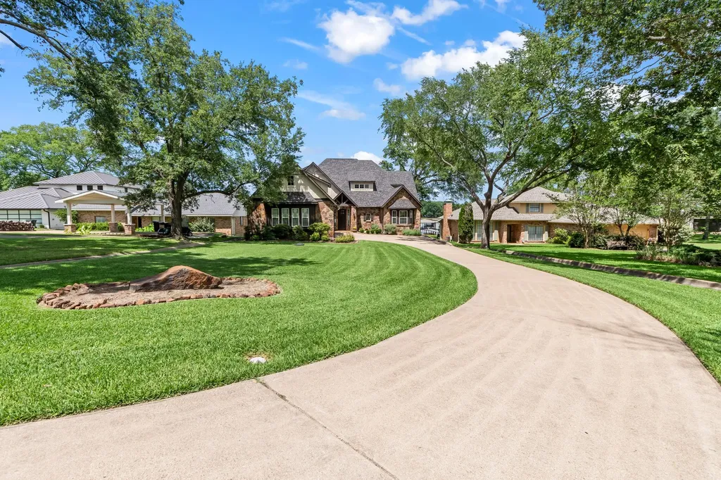 229 N Beverly Drive Malakoff TX 75148