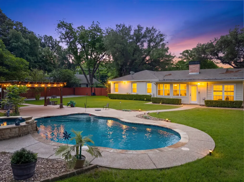1107 Park Drive Hillsboro TX 76645