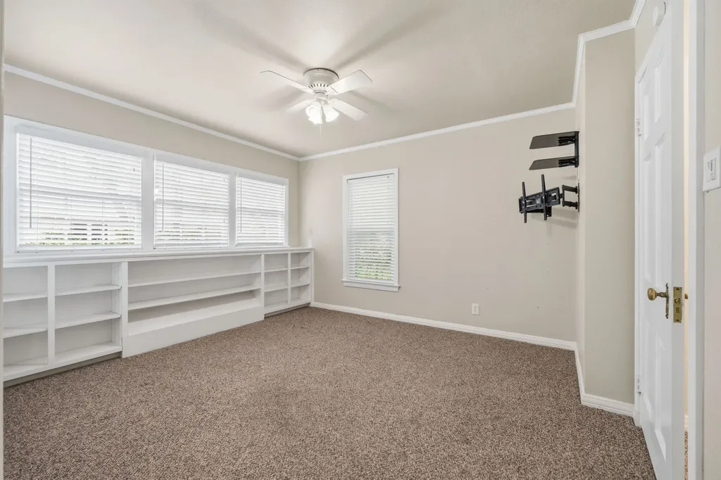 1107 Park Drive Hillsboro TX 76645