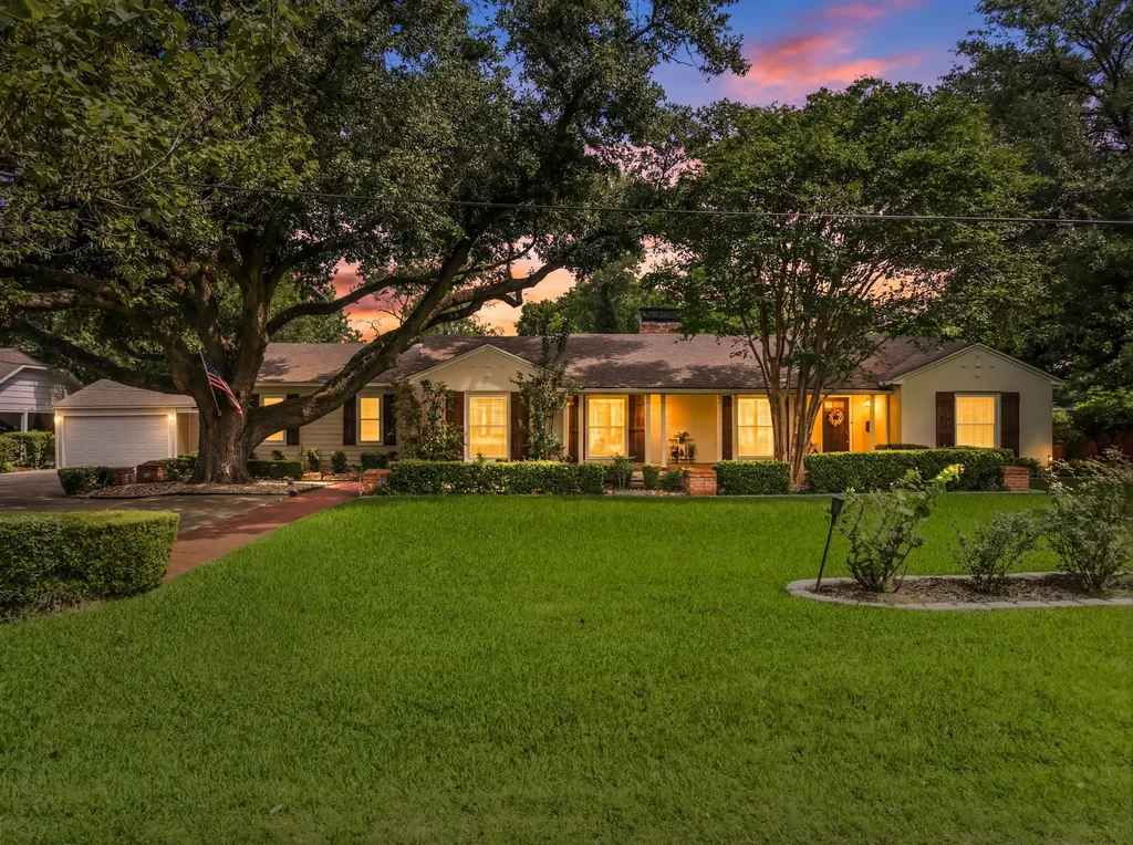 1107 Park Drive Hillsboro TX 76645
