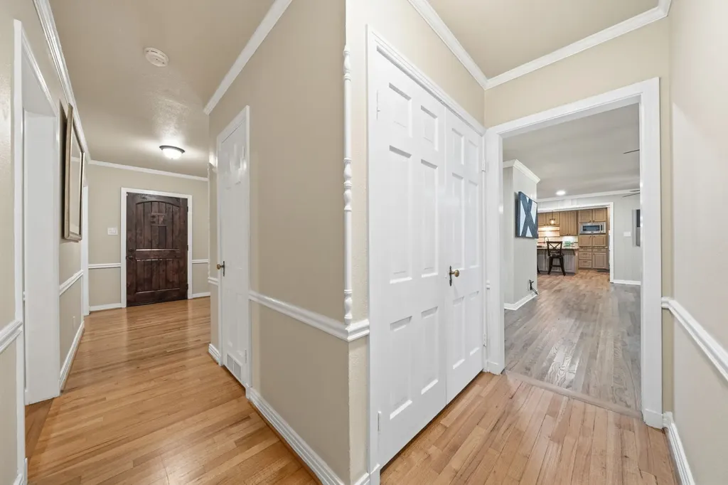 1107 Park Drive Hillsboro TX 76645