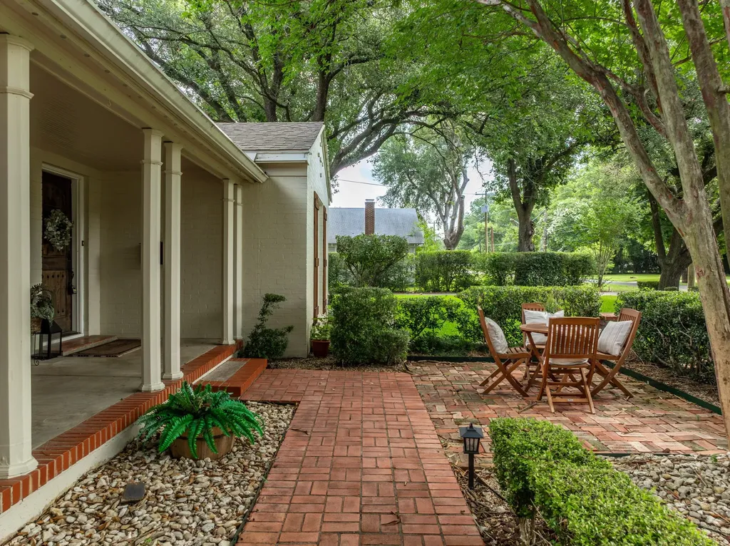 1107 Park Drive Hillsboro TX 76645