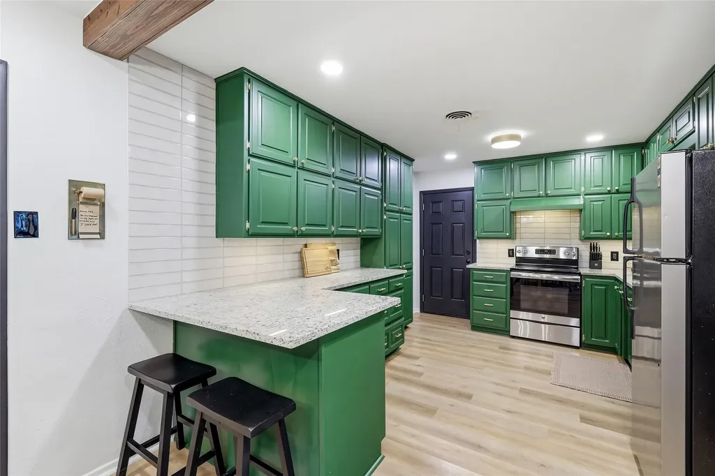 3732 Layton Avenue Haltom City TX 76117