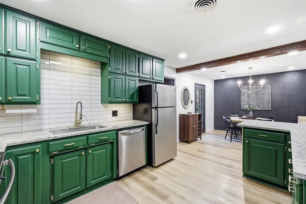 3732 Layton Avenue Haltom City TX 76117