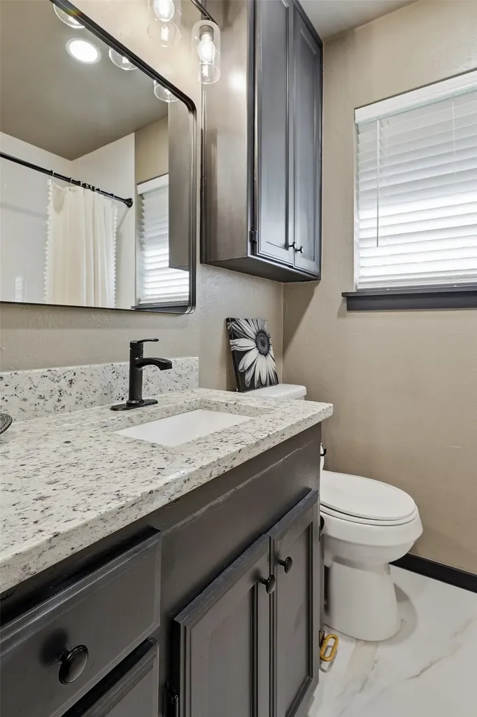 3732 Layton Avenue Haltom City TX 76117