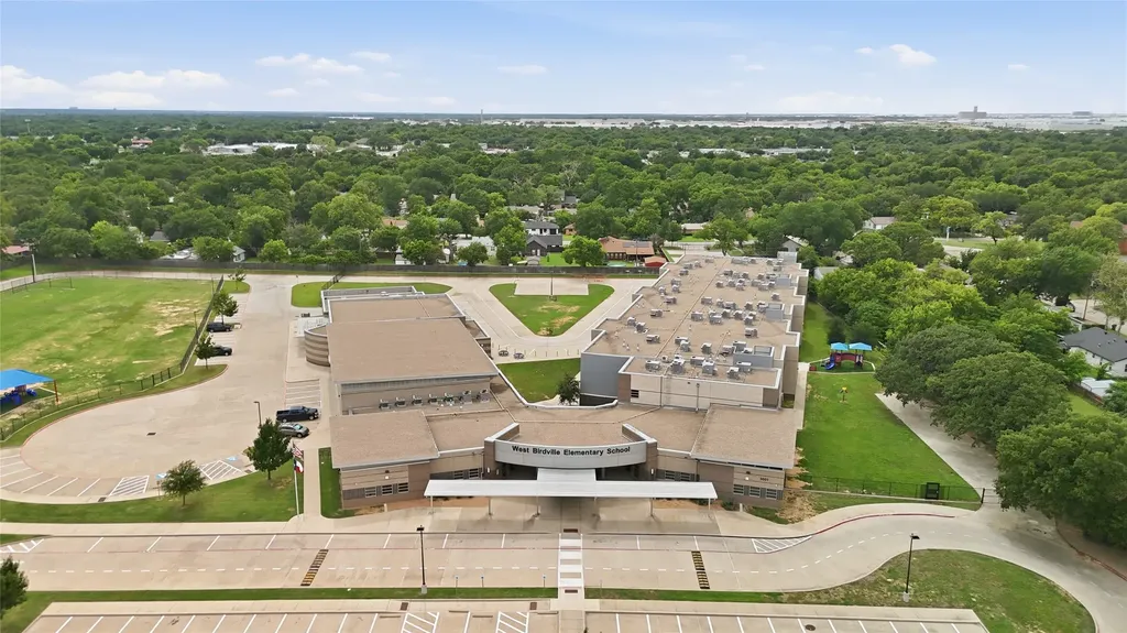 3732 Layton Avenue Haltom City TX 76117