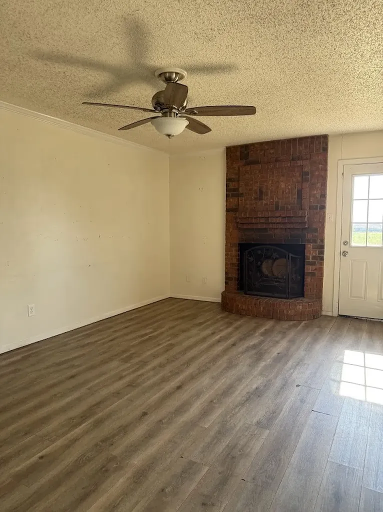 11204 Liberty School Road Pelican Bay TX 76020