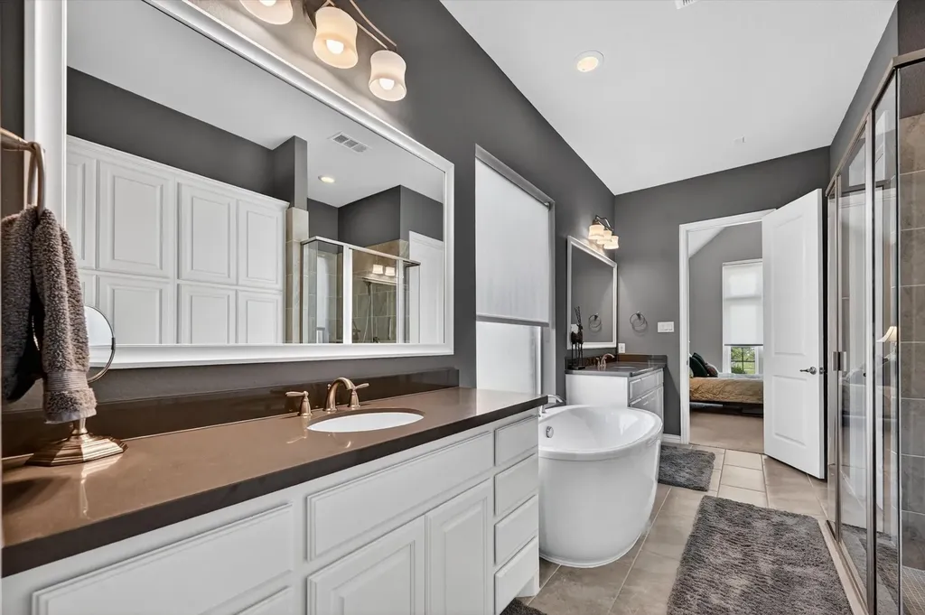 1423 William Way Farmers Branch TX 75234