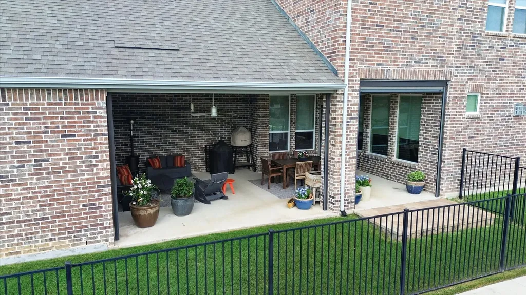 1423 William Way Farmers Branch TX 75234