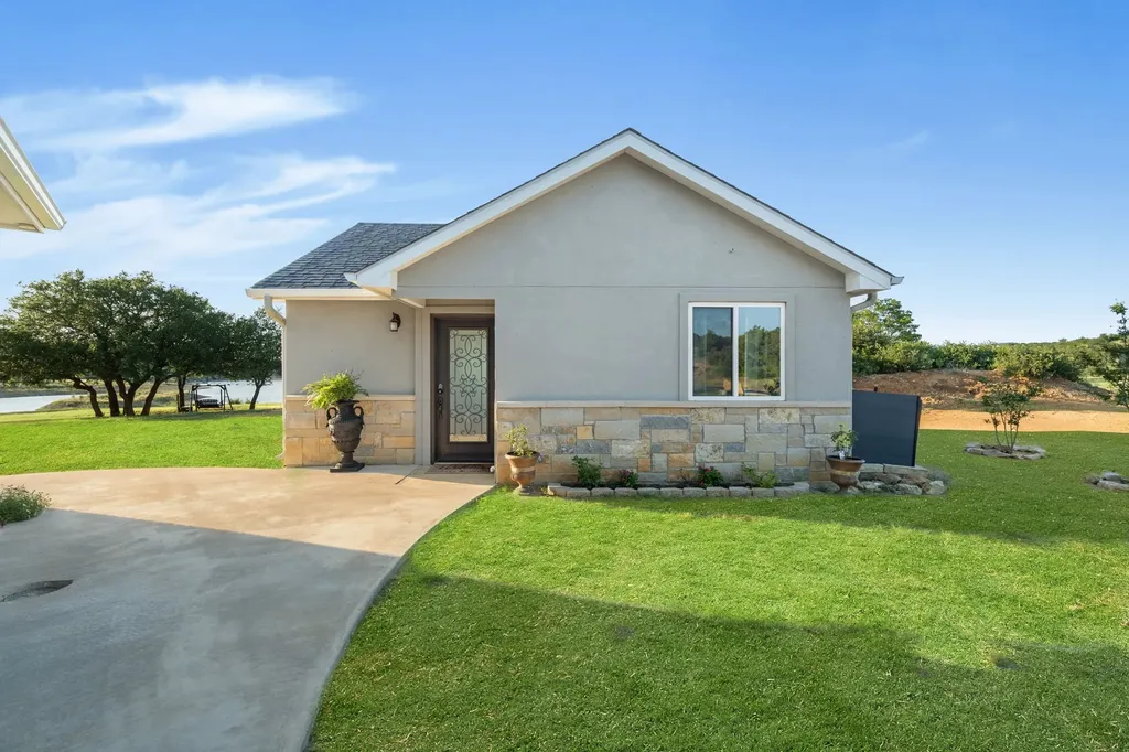313 Hidden Shores Drive Cisco TX 76437