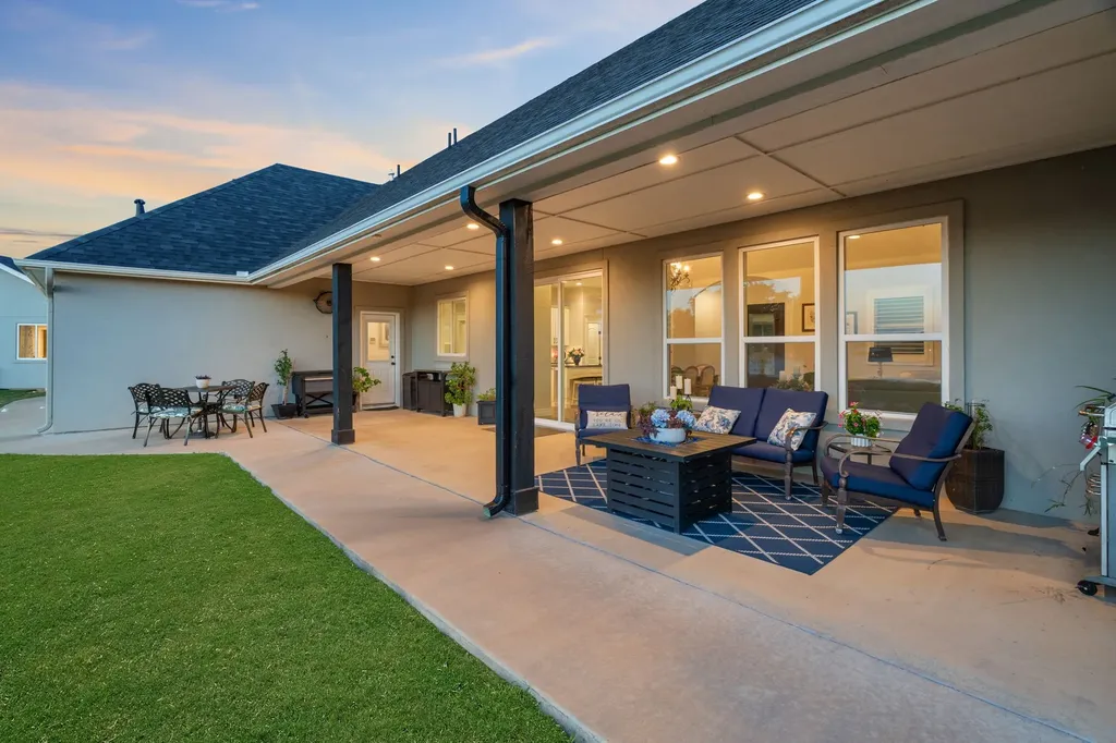 313 Hidden Shores Drive Cisco TX 76437