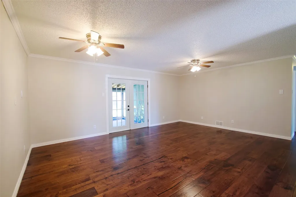 2708 N Avenue Plano TX 75074