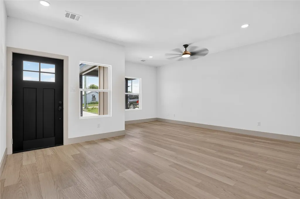 207 E South Street Itasca TX 76055